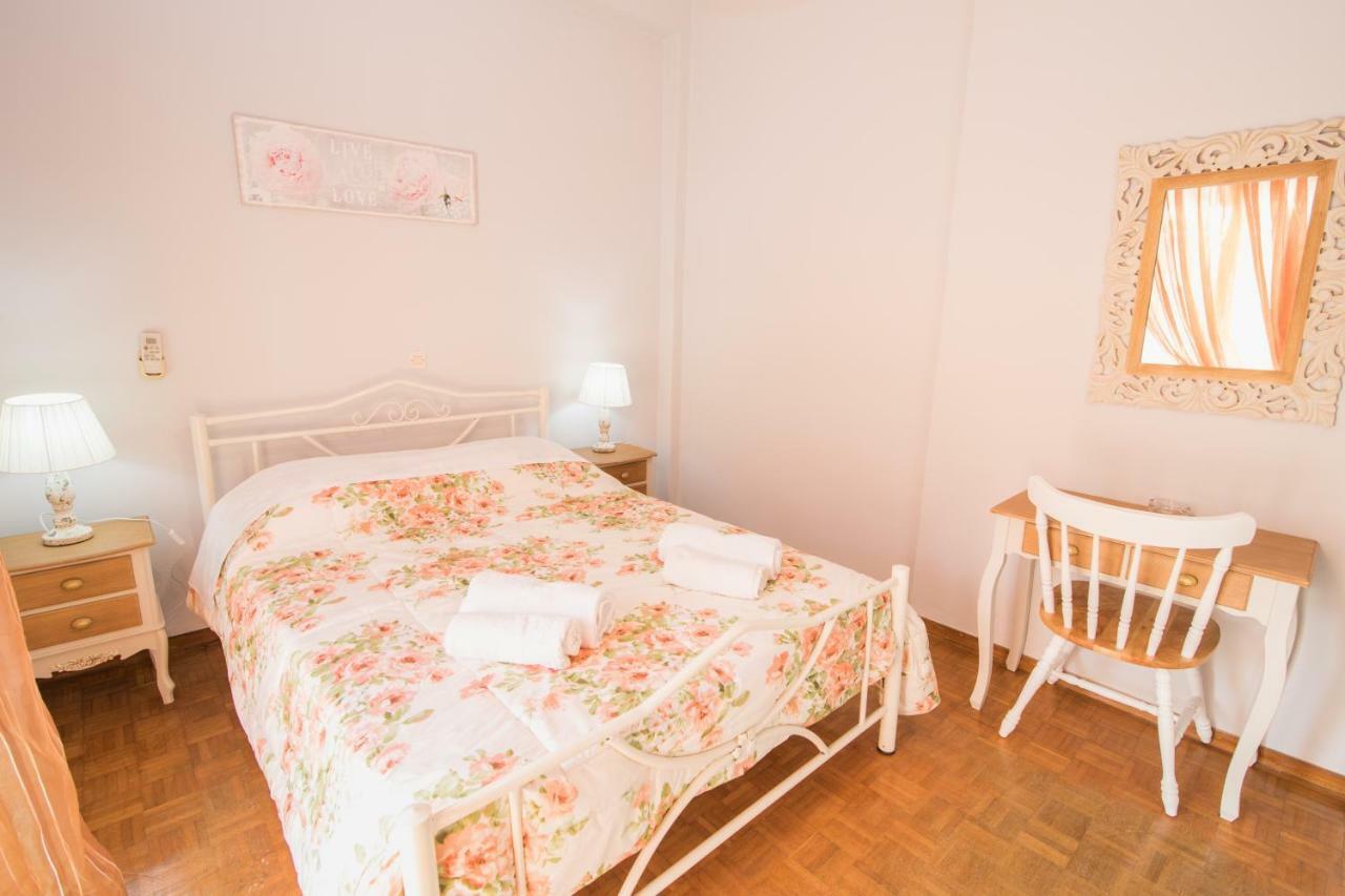 Eva'S Apartment - Corfu Town ภายนอก รูปภาพ