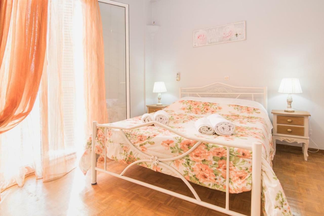 Eva'S Apartment - Corfu Town ภายนอก รูปภาพ